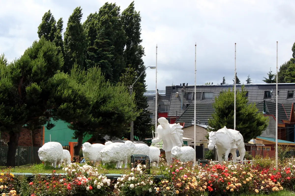 El Monumento al Ovejero de Coyhaique